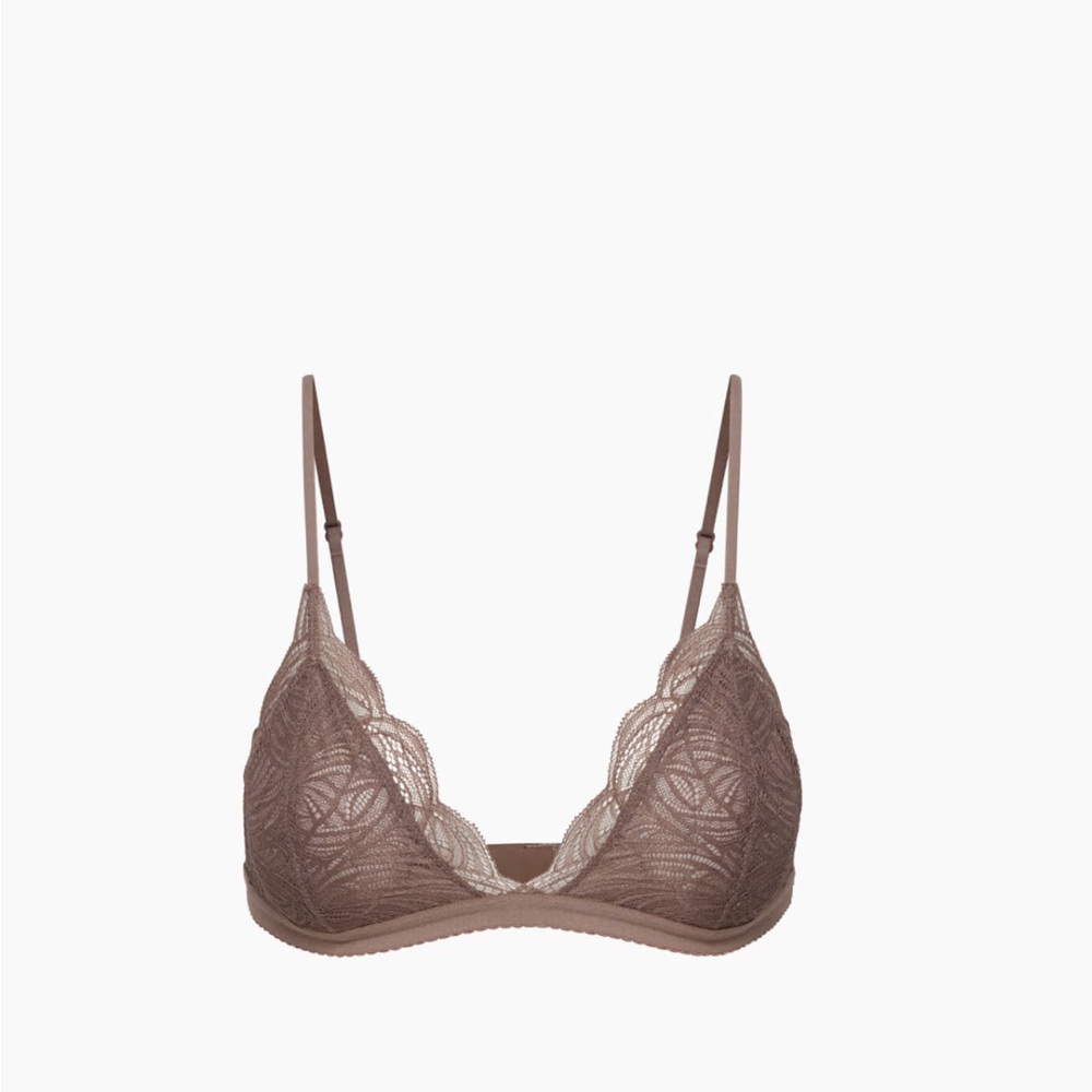 Aritzia Talula Monterey Bralette Deep Taupe Large
